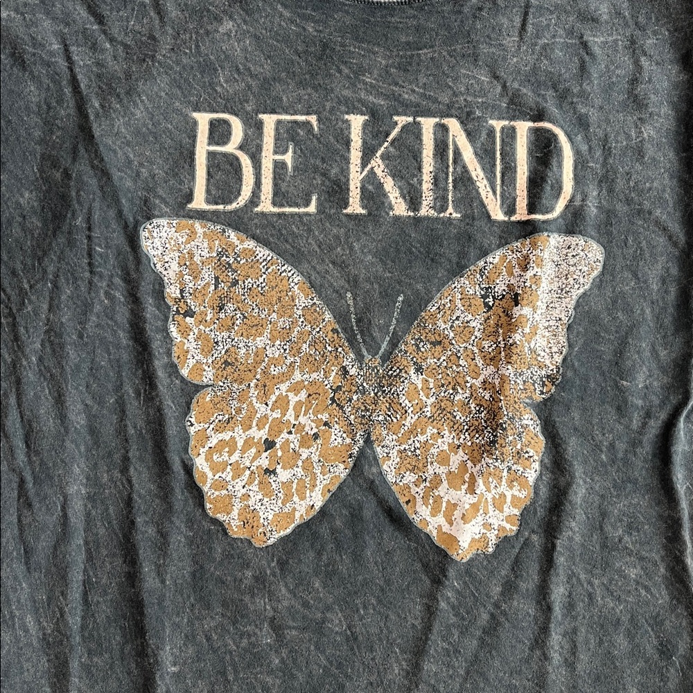 Black 'Be Kind' T-Shirt with Butterfly Design S - Picture 6 of 9